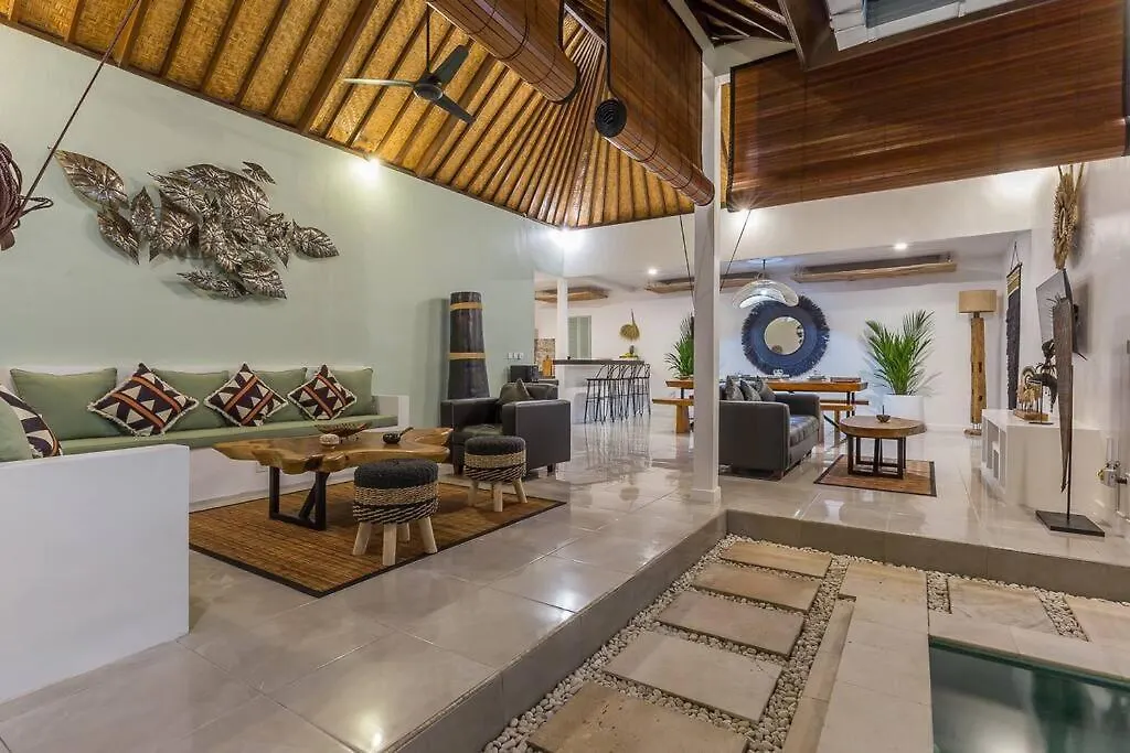 Central 4 Bedr Villa 5Min Walk From Eat Street&Beach