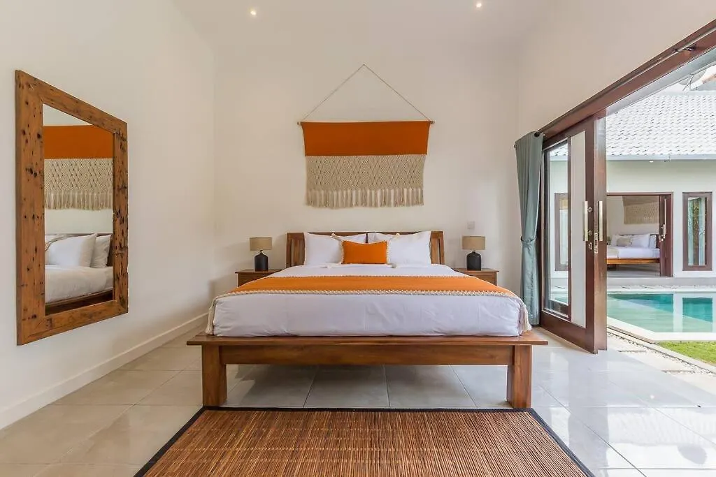 Central 4 Bedr Villa 5Min Walk From Eat Street&Beach 0*, Seminyak (Bali)