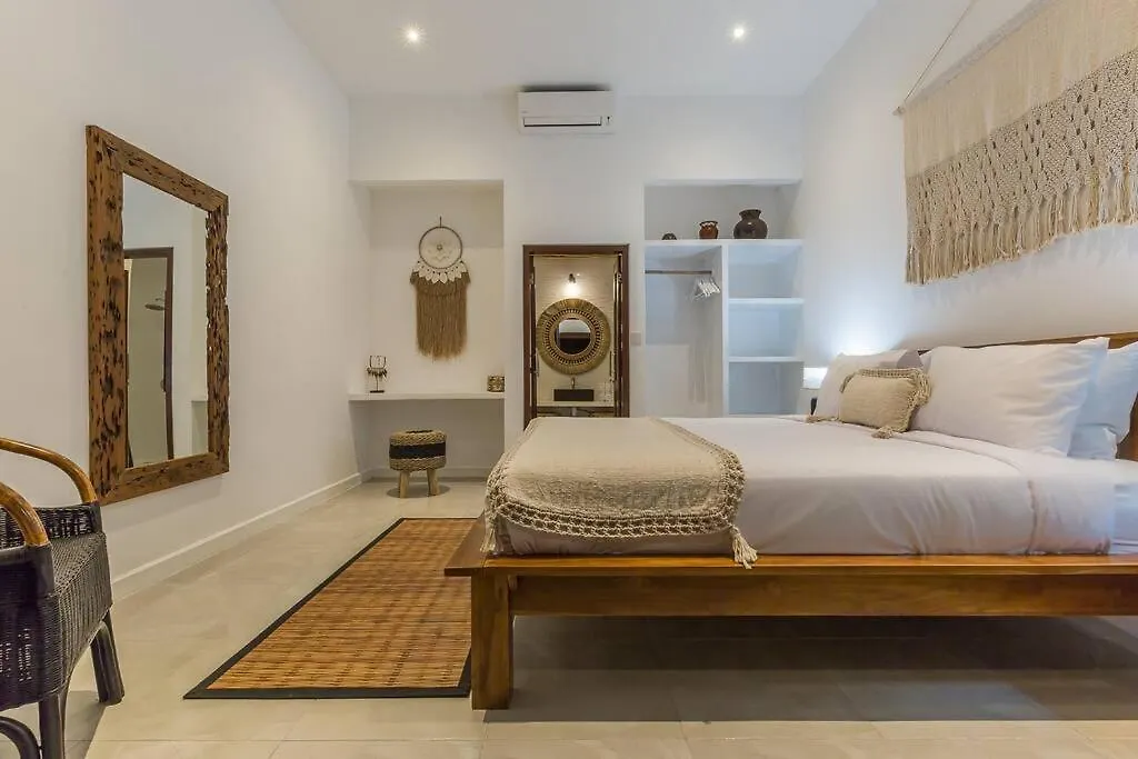 Central 4 Bedr Villa 5Min Walk From Eat Street&Beach 0*, Seminyak (Bali)