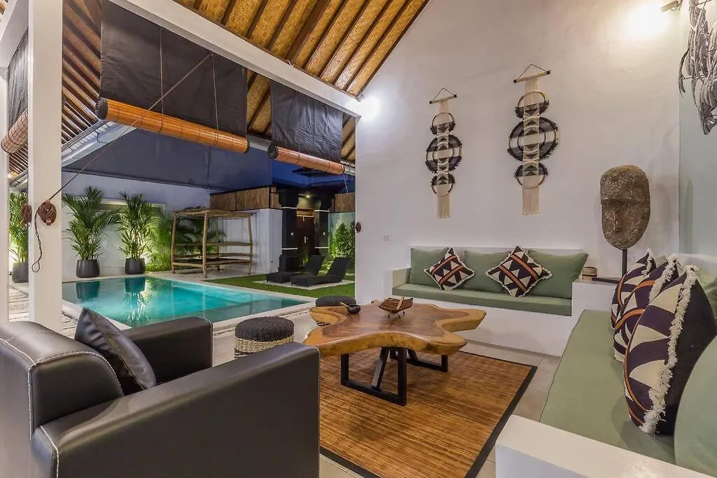 Central 4 Bedr Villa 5Min Walk From Eat Street&Beach